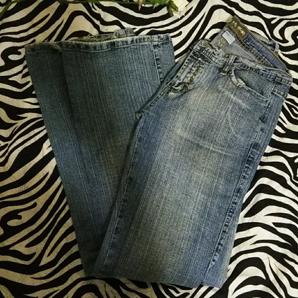 Jeans - Picture 1 of 2